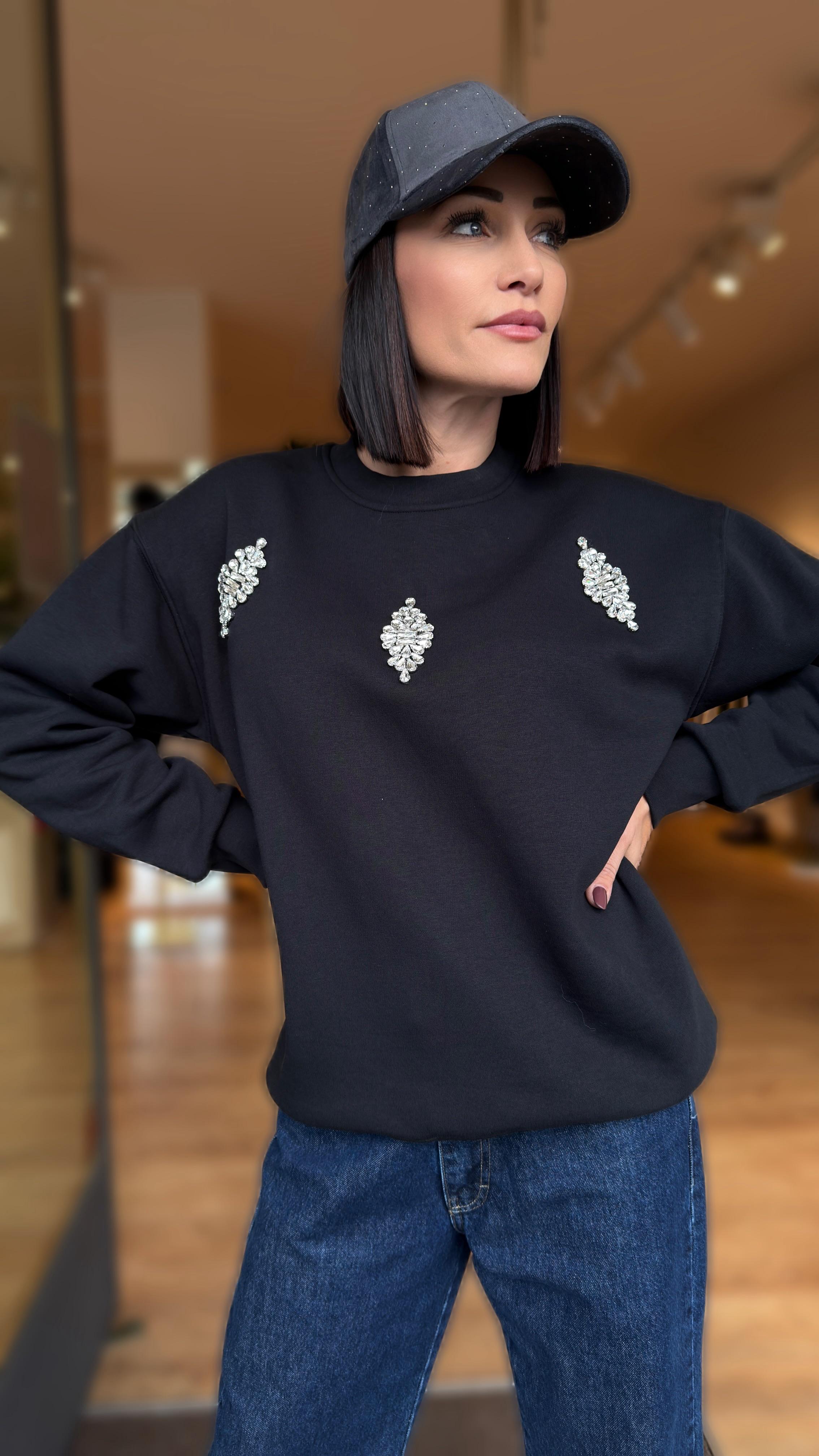 FELPA IMBOTTITA CON ACCESSORI