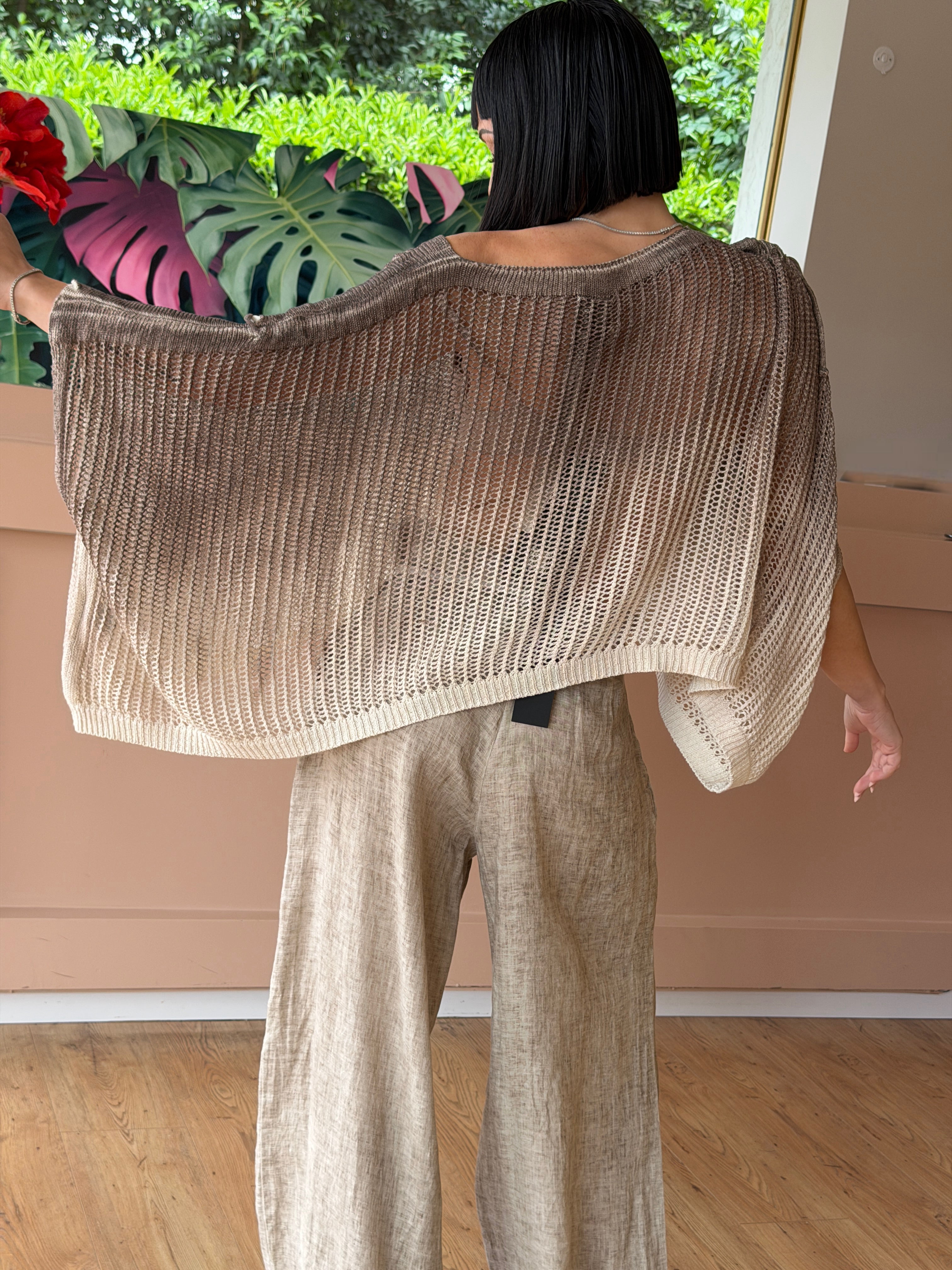 MAGLIA TRAFORATA ASIMMETRICA DÉGRADÉ