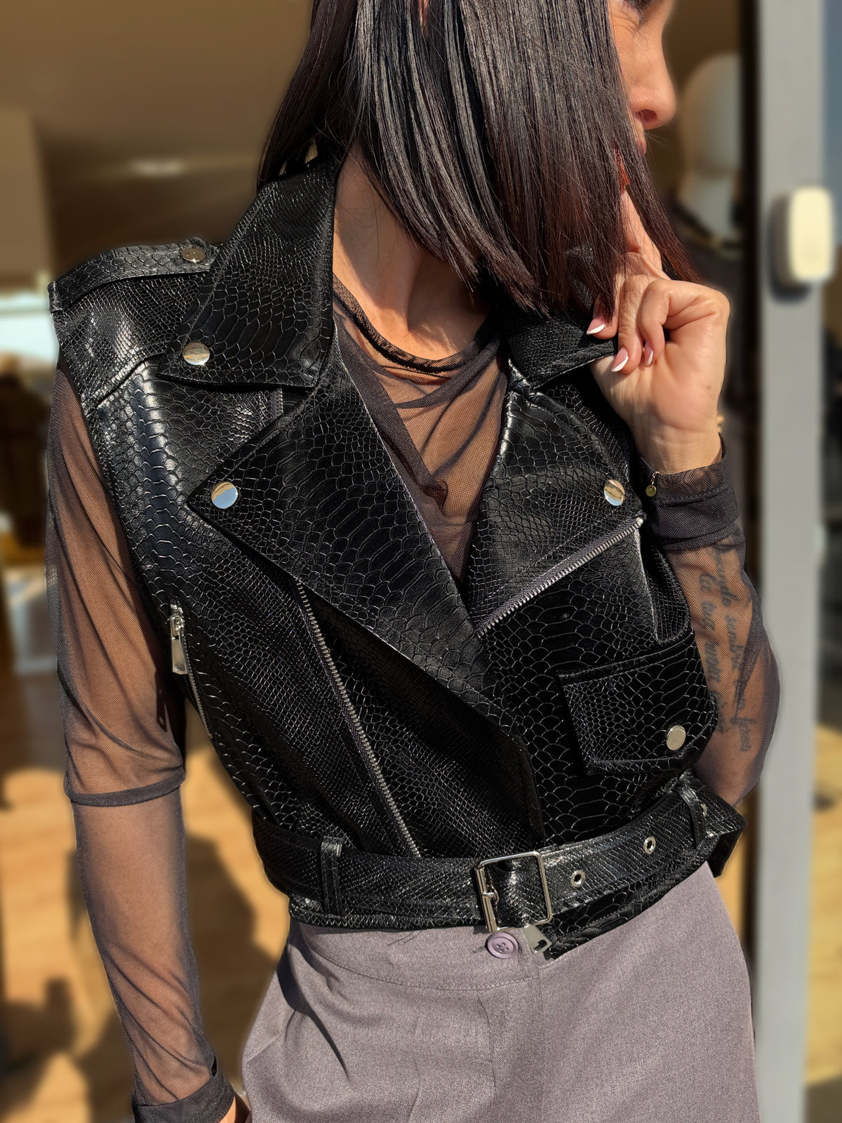 GILET BIKER EFFETTO RETTILE NERO
