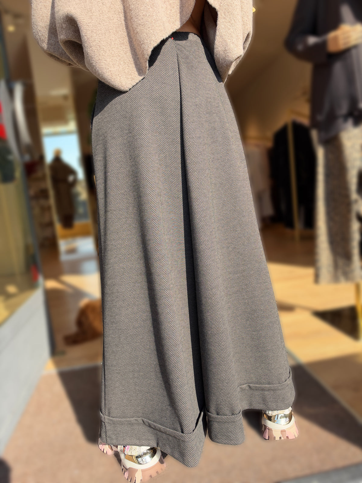 PANTALONE PALAZZO A GAMBA AMPIA