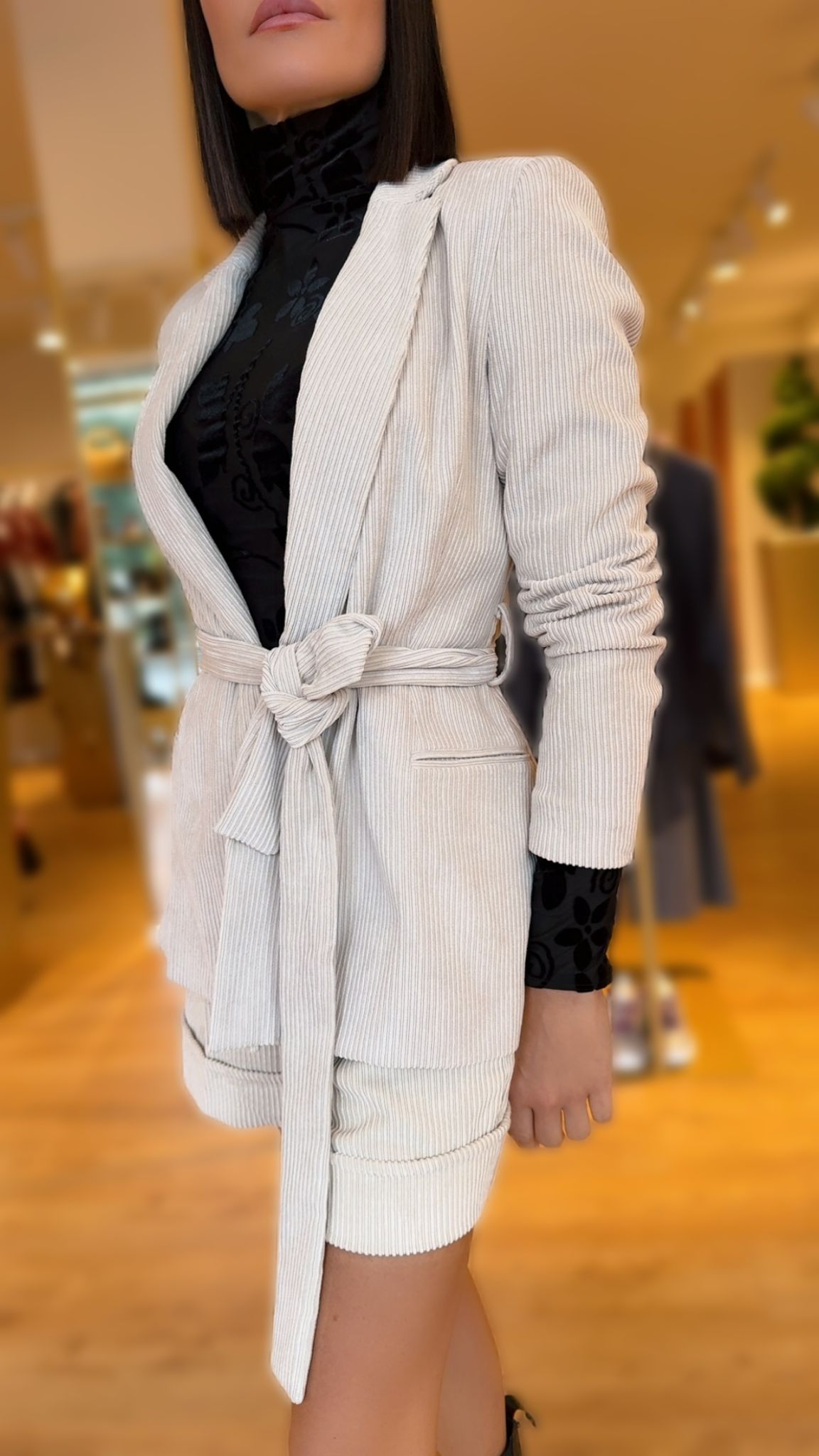 COMPLETO VELLUTO CON SHORT