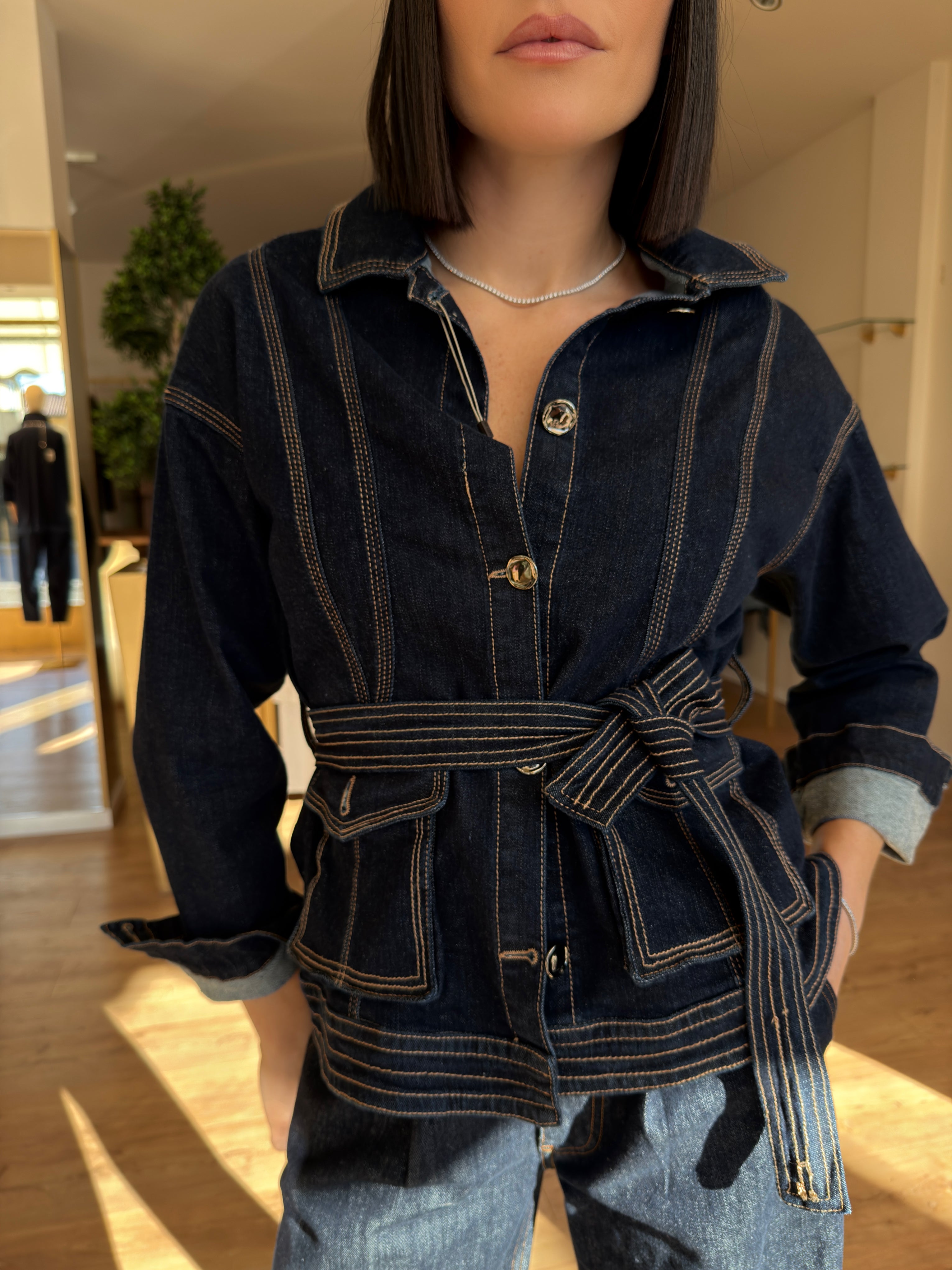 GIACCA IN DENIM CON CINTURA