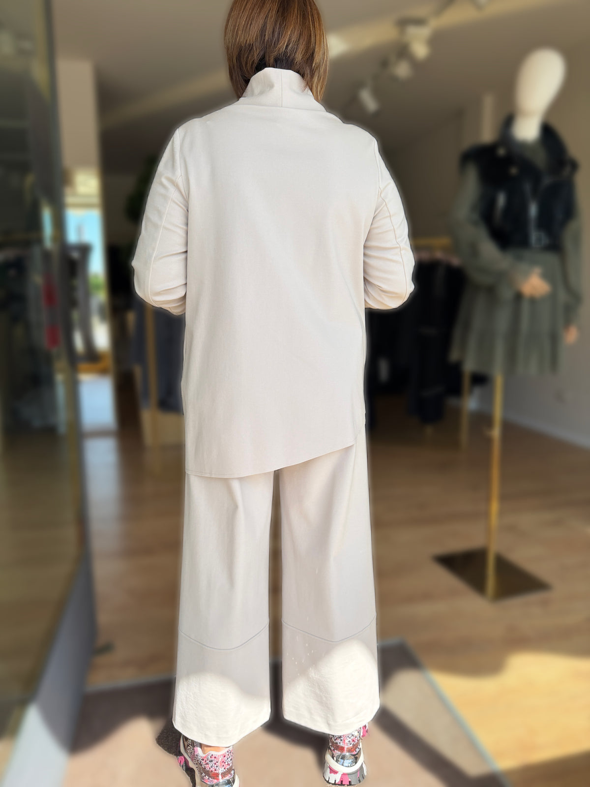 COMPLETO CON GIACCA E PANTALONE