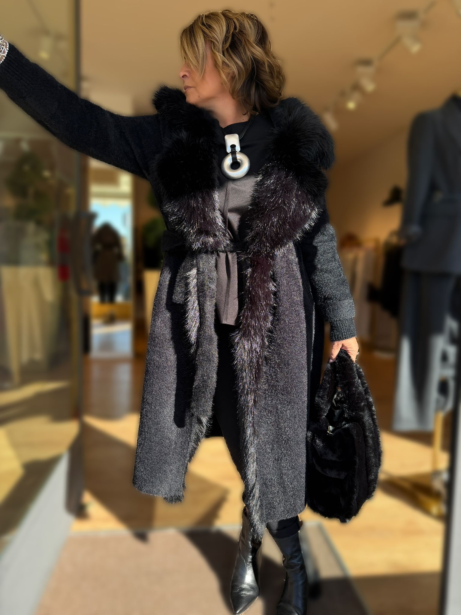 CAPPOTTO SOFFICE ECO PELLICCIA NERO