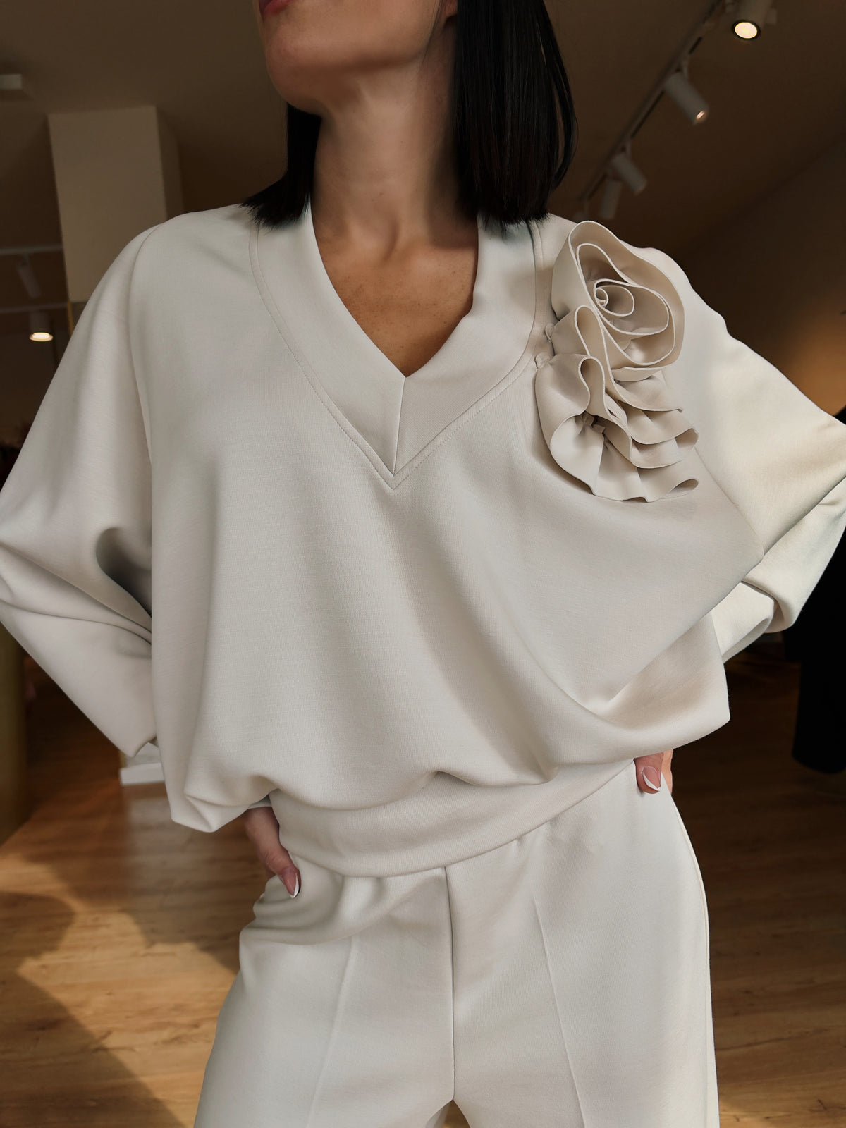 COMPLETO CON MAXI FIORE 3D